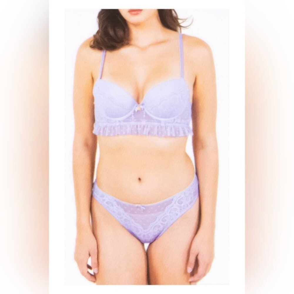 NWT Daisy Fuentes Paded Lace Bra & Underwear Set Coquette Romantic Pastel 38C/XL